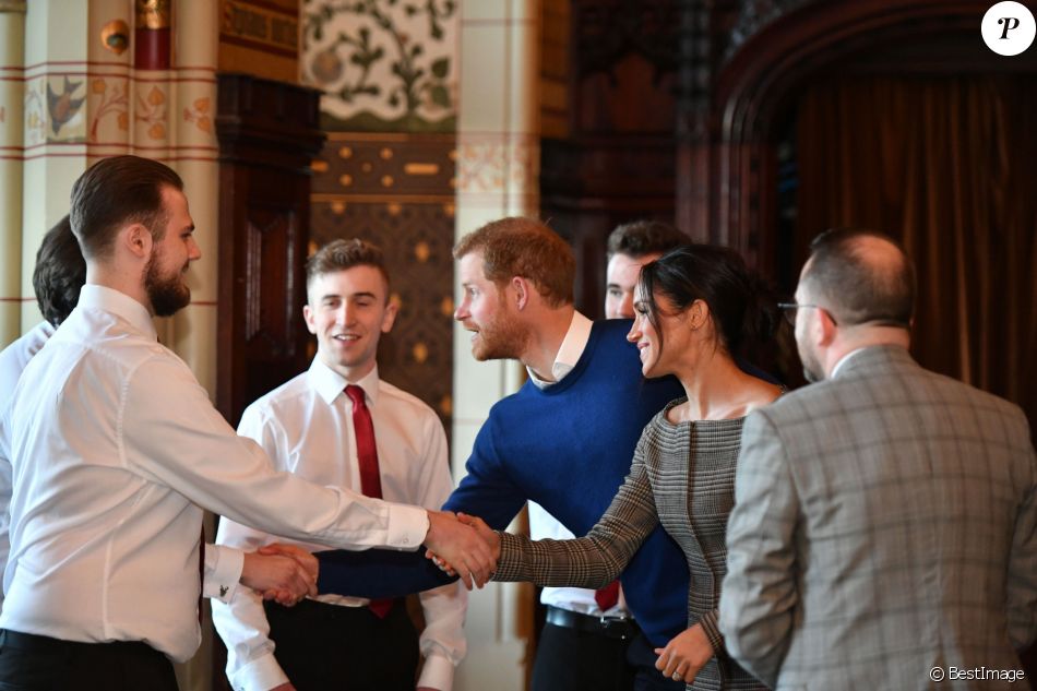 CASA REAL BRITÁNICA - Página 33 3801211-le-prince-harry-et-sa-fiancee-meghan-mar-950x0-2