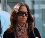 Halle Berry faisant du shopping à Beverly Hills le 13 mars 2009