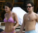 Davy Sardou et Noémie Elbaz passent leurs vacances à l'Ile Maurice, en février 2009