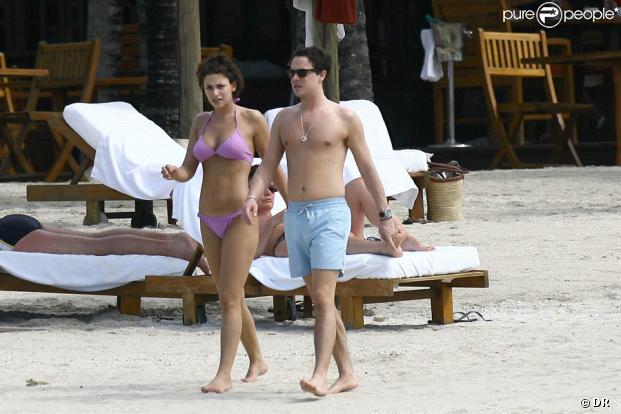 Davy Sardou et Noémie Elbaz passent leurs vacances à l'Ile Maurice, en février 2009