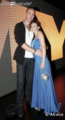 Dannii Minogue et son fiancé Kris Smith, lors de la soirée de gala du "L'Oréal Melbourne Fashion Festival 2009", le 16 mars 2009, à Melbourne en Australie !