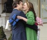 Tendre baiser entre Leighton Meester et Ed Westwick sur le tournage de Gossip Girl, à New York le 16 mars 2009 !