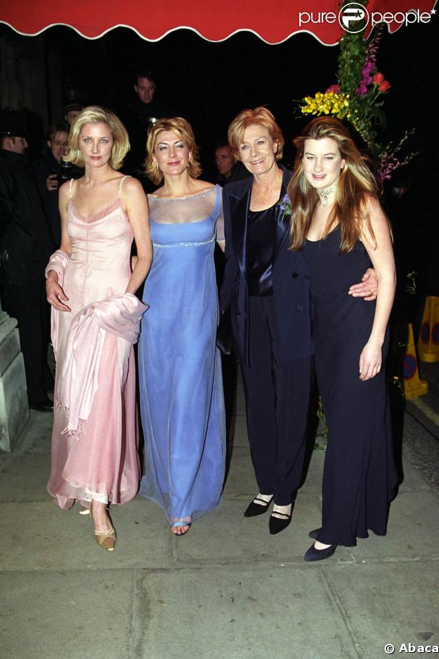 Joely et Natasha Richardson, au côté de leur mère, Vanessa Redgrave 