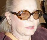 Lauren Bacall, à la sortie de l'hôpital, après l'annonce de la mort de Natasha Richardson, le 18 mars 2009, à New York.