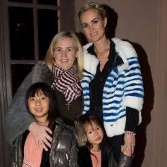 Exclusif - Laeticia Hallyday, ses filles Jade et Joy, et Helene Darroze, la marraine de Joy et chef etoilee qui est co-presidente de l'association "La Bonne Etoile" - Aftershow apres le concert caritatif de Johnny Hallyday pour l'association de sa femme "La Bonne Etoile", qui vient en aide aux enfants du Vietnam, au Trianon a Paris, le 15 decembre 2013.