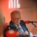 Philippe Bouvard... il a la grosse tête et il en est fier !