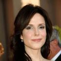 Mary-Louise Parker, dealeuse de "Weeds", devait jouer l'une de nos "Desperate Housewives" ! Découvrez vite laquelle !