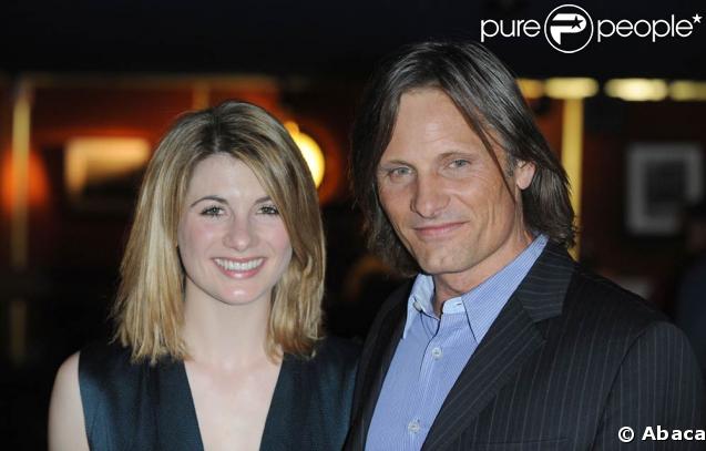 Jodie Whittaker et le grand Viggo Mortensen, lors de la présentation anglaise de 