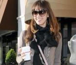 Jessica Alba dans les rues de Los Angeles a retrouvé ses cheveux longs