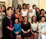 Les femmes des leaders politiques du G20 posent ensemble 