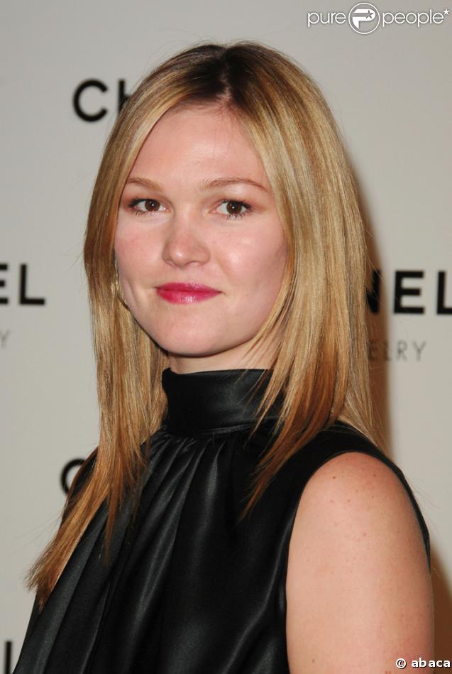Julia Stiles