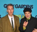 Adam Yauch et Adam Horovitz des Beastie Boys lors de la première du téléfilm Grey Gardens à New York au Ziegfeld Theatre le 14 avril 2009
