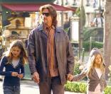 Lorenzo Lamas et ses trois filles Alexandra Lynne, Victoria et Isabella Lorenza à Los Angeles le 15 avril 2009