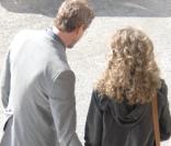 Eric Dane et sa femme Rebecca Gayheart, très amoureux sur le tournage de  Grey's Anatomy . Avril 2009