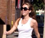 Miley est fière d'elle, même le samedi matin elle n'oublie jamais sa séance de Pilates ! 