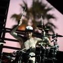Sept mois après leur terrible crash, Travis Barker et DJ AM sont... au top ! La preuve en images !