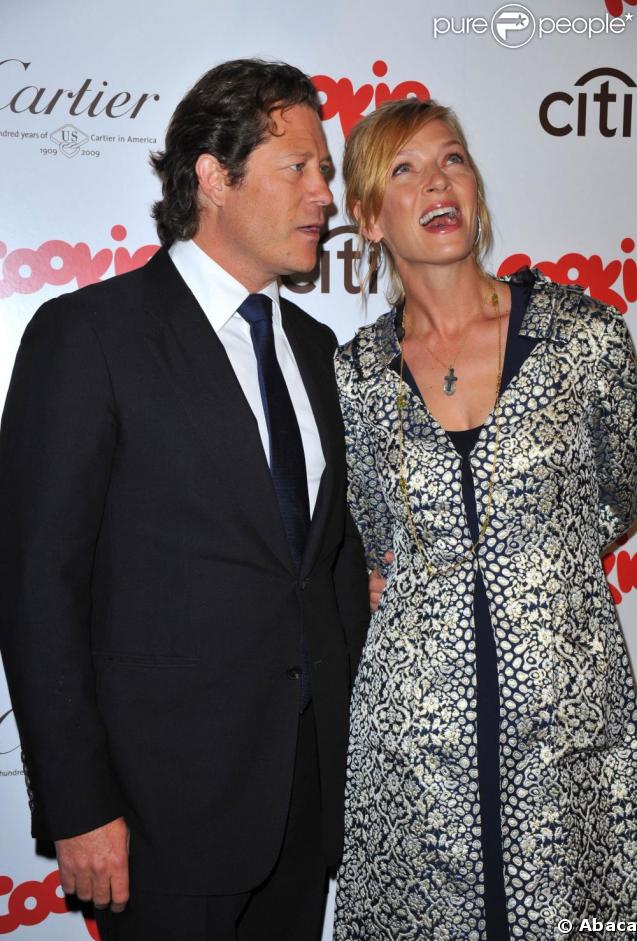 Uma Thurman et son chéri Arpad Busson à la troisième édition des Smart Cookie Awards. 20/04/09