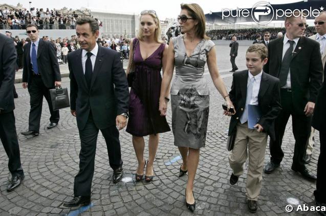 Cécilia Attias, Nicoals Sarkozy et leurs enfants 