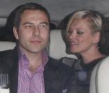 Kate Moss et son ami David Walliams hier soir à Londres