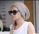 Nicole Richie à la sortie d'un Starbucks de L.A.