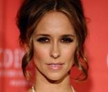 Jennifer Love Hewitt 