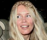Claudia Schiffer, la tresse lui va trop bien ! 