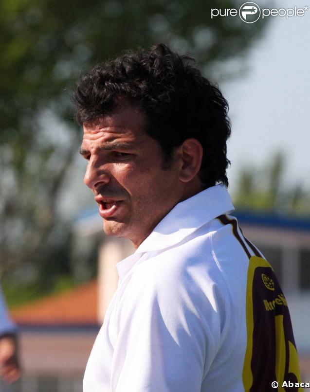 Marc Lièvremont, lors du match de foot et de rugby opposant le Team Cantona au Team Lièvremont, organisé par le 