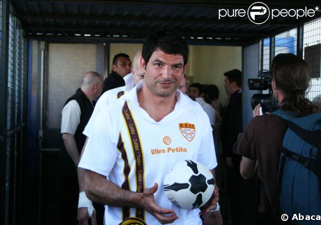 Marc Lièvremont, lors du match de foot et de rugby opposant le Team Cantona au Team Lièvremont, organisé par le 