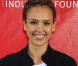 Jessica Alba a vraiment l'air heureuse d'être là !, lors du 12e EIF Revlon RunWalk for Women, qui s'est déoulé à Tim Square, à New York, le 2 mai 2009 !