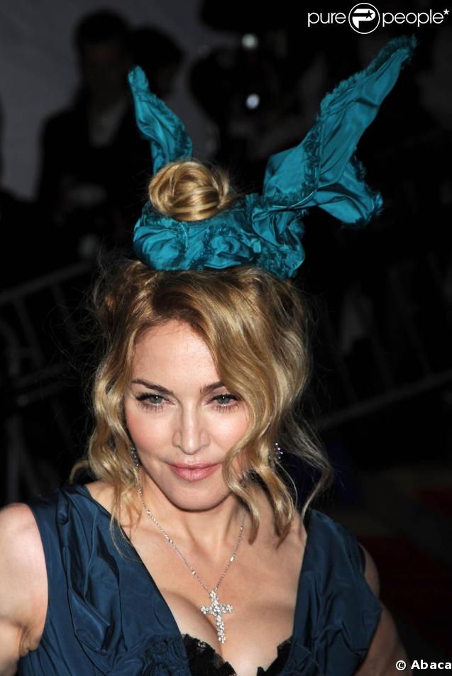 Madonna arrive au MET Costume Institute gala de New-York habillée en Vuitton