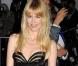 Claudia Schiffer lors du Costume Institute Gala hier soir à New York, splendide dans une robe noire qui joue sur la transparence