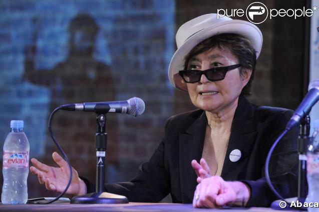 Yoko Ono à l'exposition  John Lennon : The New York City Years 