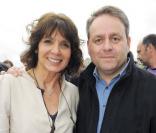 Stéphanie Fugain et Xavier Bertrand ont participé à la grande Marche contre la leucémie (et pour le Don de Soi) organisée par l'association Laurette Fugain, à Paris