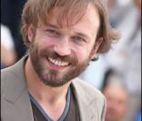 Vincent Perez vient présenter le film Demain dès l'aube qui est en sélection officielle pour la sélection UN CERTAIN REGARD