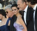 Penélope Cruz et Pedro Almodovar montent les marches du Palais des Festivals