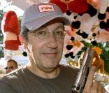 Alain Chabat soutenant Les Toiles enchantées durant la fête des Loges le 30 juin 2006 