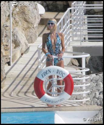 Paris Hilton au Cap d'Antibes