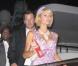Paris Hilton et Doug Reinhardt font la fête sur le yacht de David Furnish à Cannes