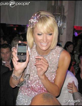 Paris Hilton et Doug Reinhardt au VIP Room à Cannes