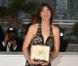Clôture du 62e festival de Cannes, le 24 mai 2009 : Charlotte Gainsbourg, Prix d'interprétation féminine pour sa performance extrême dans Antichrist , de Lars Von Trier
