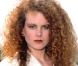 Ah Nicole Kidman et sa crinière avec le sourcil broussailleux...  