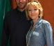 Roland-Garros 2009 : pour les huitièmes de finale disputés le lundi de Pentecôte, les célébrités sont venues en nombre. En couple et en famille ! Christian Vadim et sa femme. 