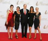 Sandra Lou, Alessandra Sublet, Prince Albert, Karine Ferru et Sidonie Bonnec lors du 49ème Festival de télévision de Monte-Carlo