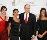 Sandra Lou, Alessandra Sublet, Prince Albert et Karine Ferri lors du 49ème Festival de télévision de Monte-Carlo