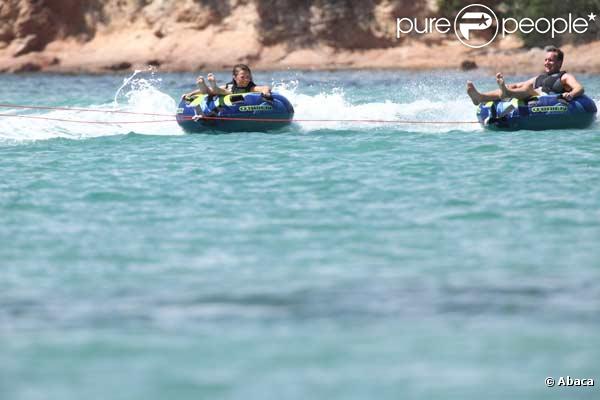 Geri Halliwell et son boyfriend Henry Beckwith en vacances en Sardaigne