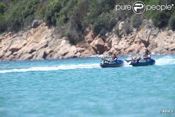 Geri Halliwell et son boyfriend Henry Beckwith en vacances en Sardaigne