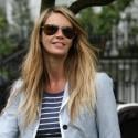 Elle Macpherson, elle garde le sourire malgré... ses problèmes immobiliers !