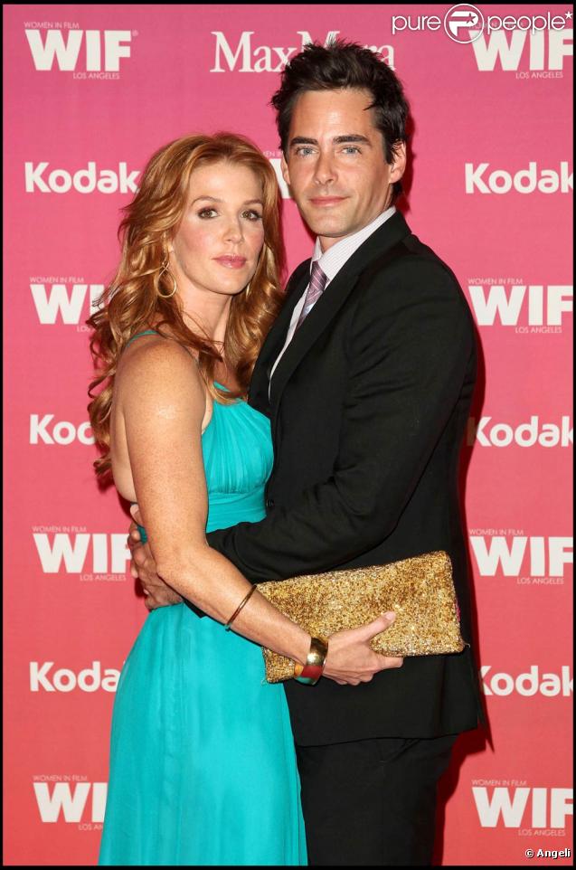 Poppy Montgomery et Adam Kaufman à l'occasion des  Women in Film 2009 Crystal and Lucy Awards , à l'Hyatt Regency Century Plaza de la Cité des Anges, le 12 juin 2009 ! 
