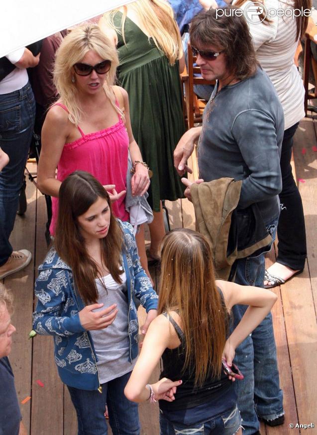 Heather Locklear et Richie Sambora se sont retrouvés pour le gaka de danse de leur fille Ava