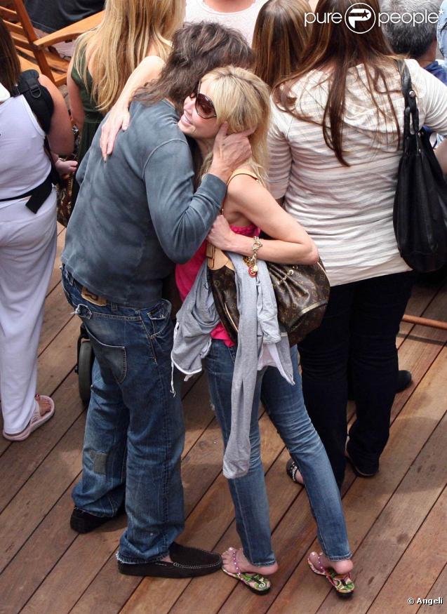Heather Locklear et Richie Sambora se sont retrouvés pour le gaka de danse de leur fille Ava
